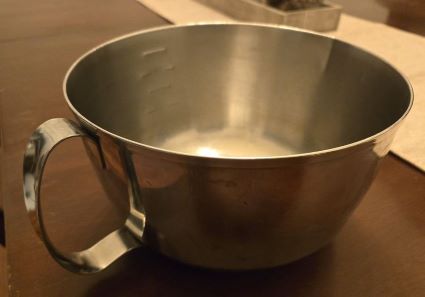 Bowl with Handle.JPG